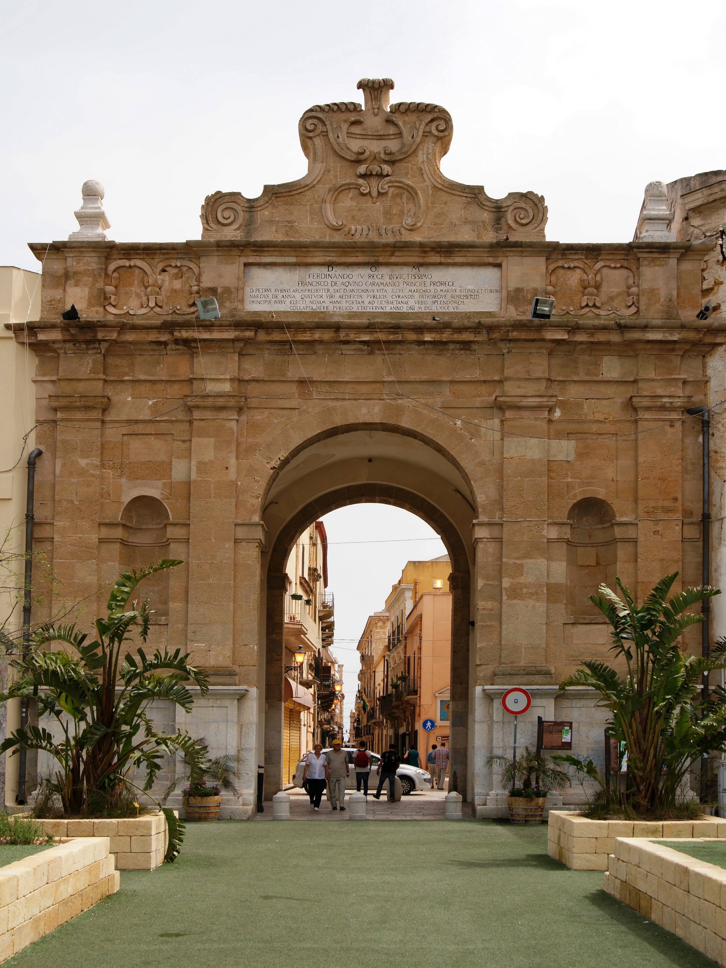 Marsala-porta-nuova.JPG