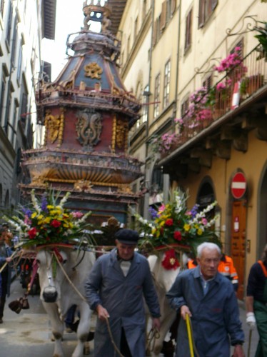 The Carro On Its Way to the Cathedral