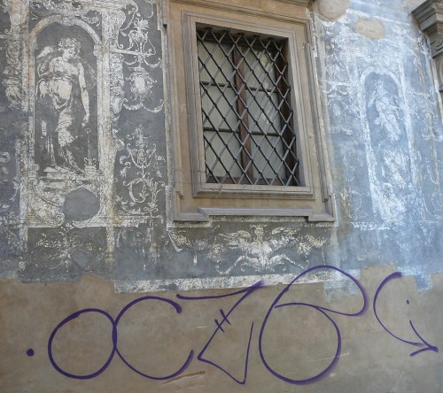 16th century graffiti meets 2010 graffiti