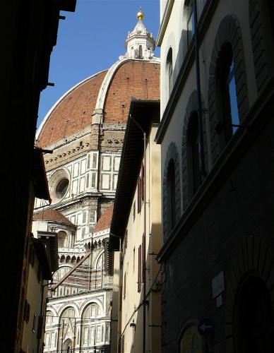 Via dello Studio view of the Florence Duomo