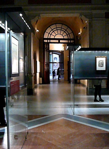 The Reali Poste opens into the courtyard of the Uffizi