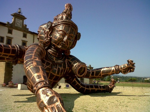 Three Heads Six Arms, a copper sculpture by Zhang Huan (foto by F. Boni)