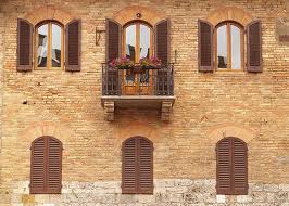 Shutters throughout Tuscany are consistent