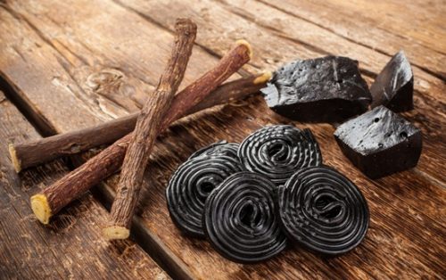 Licorice sticks for chewing (photo authoritynutrition.com)