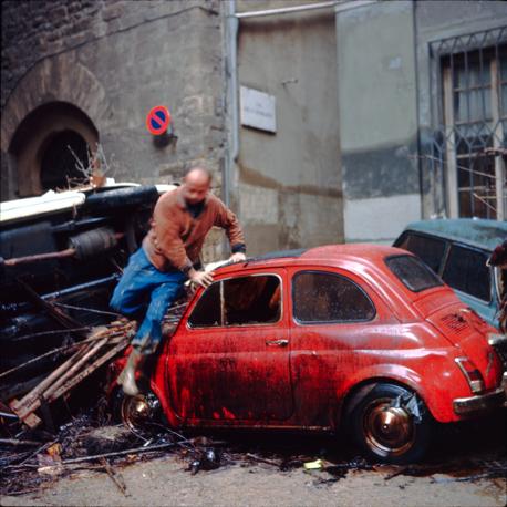 This photo by Joe Blaustein is among a set recently released.